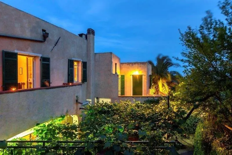 Çiftlik konaklama Agriturismo La Selva Finale Ligure İtalya