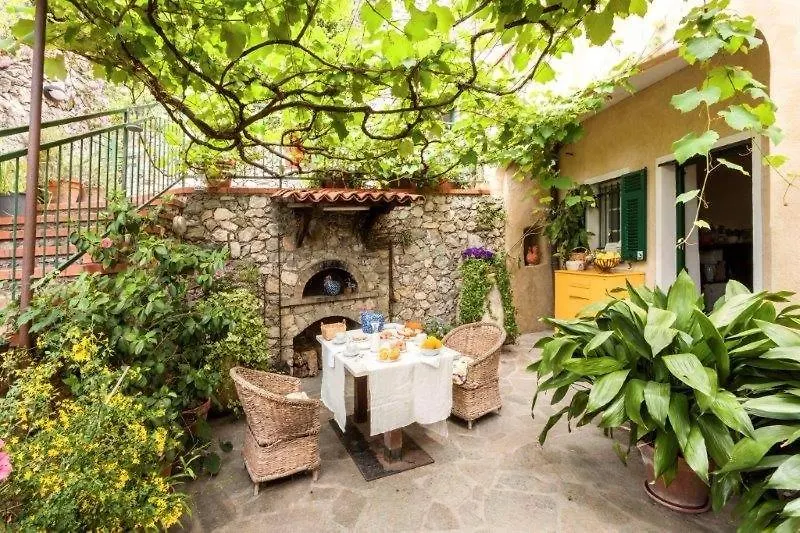 Çiftlik konaklama Agriturismo La Selva Finale Ligure
